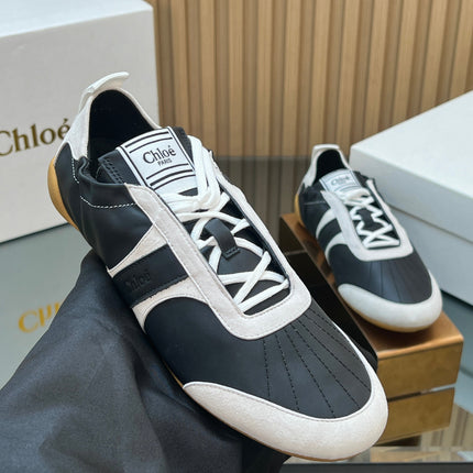 CHLOÉ 26S SNEAKERS IN BLACK CALFSKIN AND CREAM WHITE SUEDE