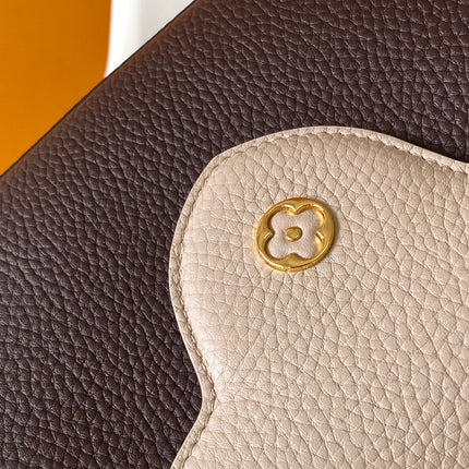 LV 26S CAPUCINES BAG 27 IN REDDISH BROWN TAURILLON CALFSKIN