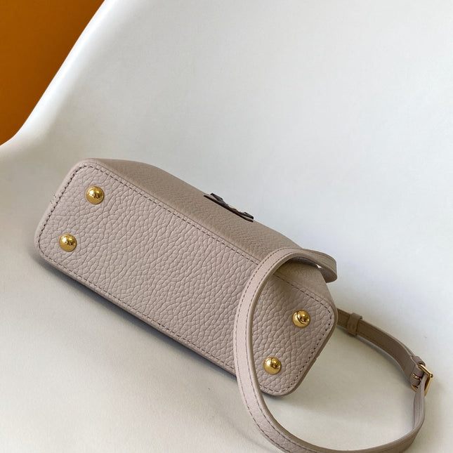 LV 26S CAPUCINES BAG 21 IN GRAYISH BEIGE TAURILLON CALFSKIN