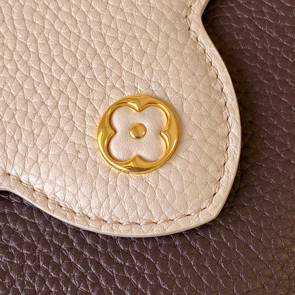 LV 26S CAPUCINES BAG 21 IN REDDISH BROWN TAURILLON CALFSKIN