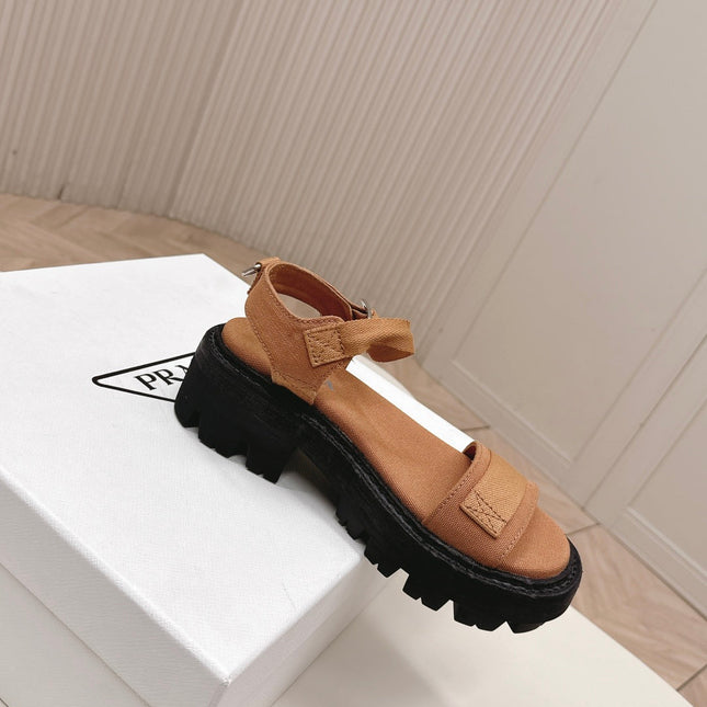 PRADA 26S SINGLE STRAP CHUNKY SOLE SANDALS IN CARAMEL BROWN CANVAS