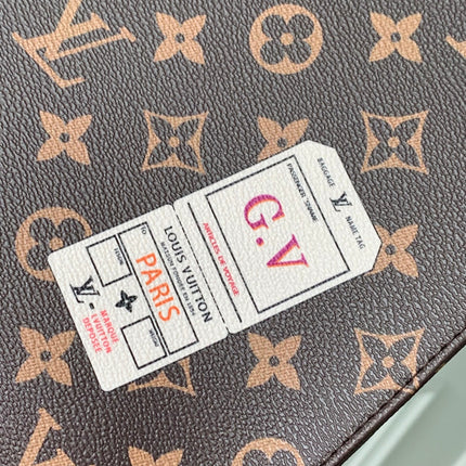 RIO TOILET POUCH 25 IN BROWN CANVAS MONOGRAM GOLD LOCK