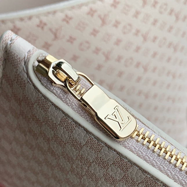 ROMANCE ALL IN BB 25S 18 IN DUNE MONOGRAM DAMIER CALFSKIN