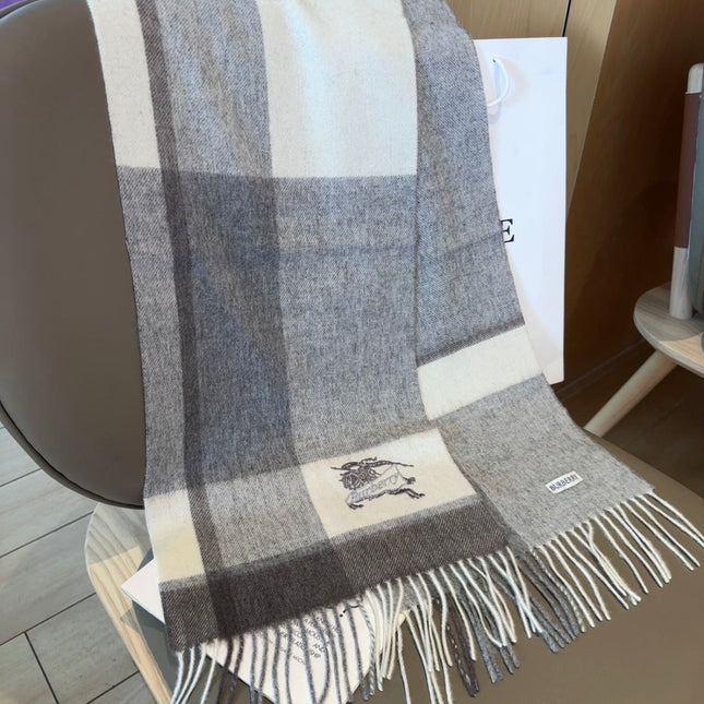 BURBERRY 25S SCARF 180 CM IN CASHMERE 938053