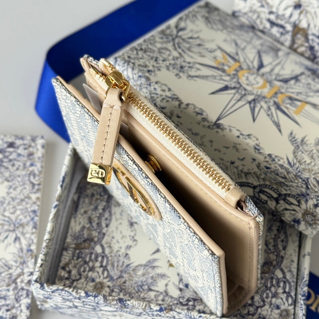 DIOR 25S 30 MONTAIGNE DAHLIA WALLET 11 IN LIGHT BLUE DIOR OBLIQUE JACQUARD