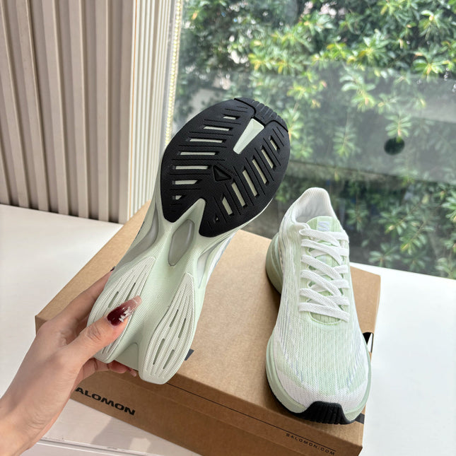 ALO 25S SALOMON SPECTUR SNEAKER IN LIGHT GREEN AND WHITE MESH FABRIC