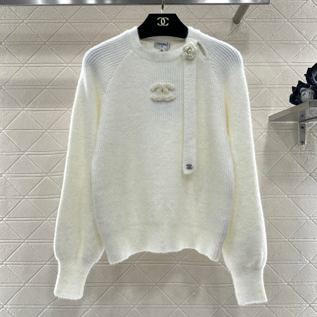 CHANEL 26S CREW NECK PULLOVER SWEATER 732