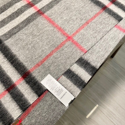BURBERRY 25S SCARF 180 CM IN CASHMERE 938246