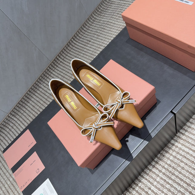 MIUMIU 26S POINTED TOE PUMPS 55MM IN CARAMEL BROWN CALFSKIN WITH BOW