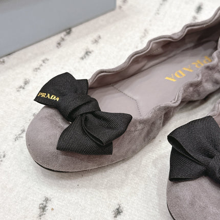 PRADA 26S ROUND TOE FLATS WITH BOW IN TAUPE BROWN SUEDE