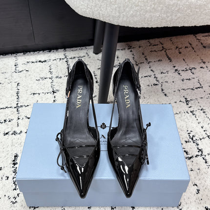 PRADA 26S POINTED-TOE HIGH HEELS 75MM IN BLACK PATENT CALFSKIN WITH BOW