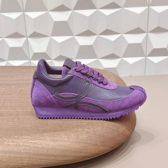 LOEWE 26S FLOW RUNNER SNEAKER IN PLUM PURPLE CALFSKIN AND SUEDE