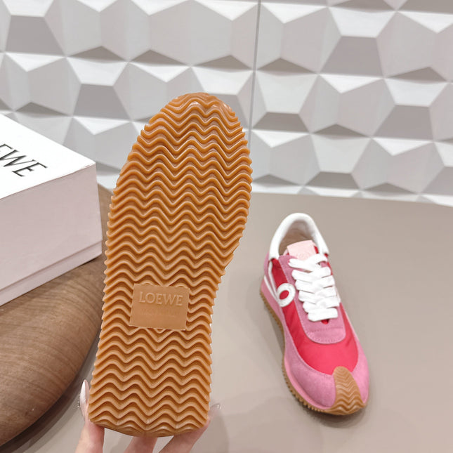 LOEWE 26S FLOW RUNNER SNEAKER IN DUSTY PINK SUEDE AND WHITE CALFSKIN