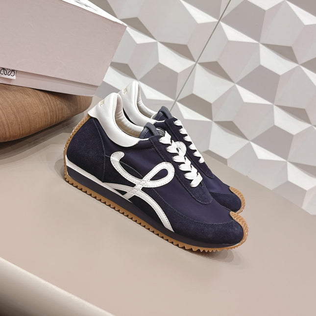 LOEWE 26S FLOW RUNNER SNEAKER IN NAVY BLUE SUEDE AND WHITE CALFSKIN