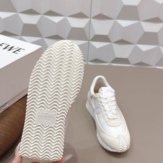 LOEWE 26S FLOW RUNNER SNEAKER IN WHITE SUEDE AND WHITE CALFSKIN