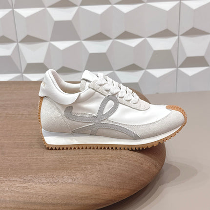 LOEWE 26S FLOW RUNNER SNEAKER IN LIGHT GRAY SUEDE AND WHITE CALFSKIN