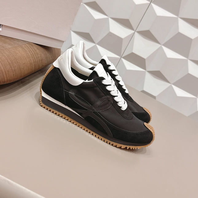 LOEWE 26S FLOW RUNNER SNEAKER IN BLACK SUEDE AND WHITE CALFSKIN