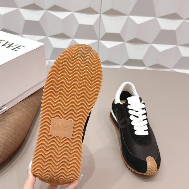 LOEWE 26S FLOW RUNNER SNEAKER IN BLACK SUEDE AND WHITE CALFSKIN