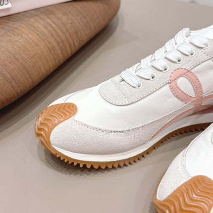 LOEWE 26S FLOW RUNNER SNEAKER IN LIGHT GRAY SUEDE AND WHITE CALFSKIN