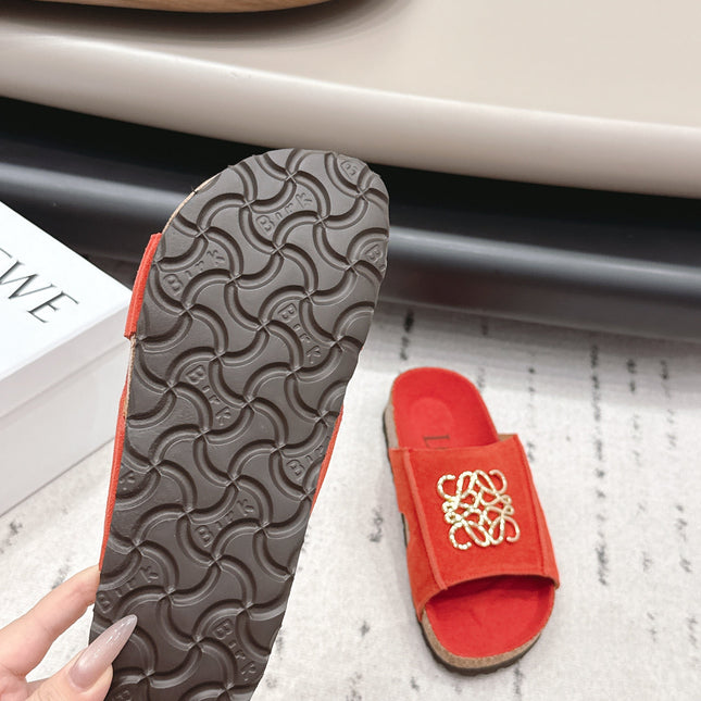 LOEWE 26S FLAT SANDALS IN RED LOGO GOLD HARDWARE