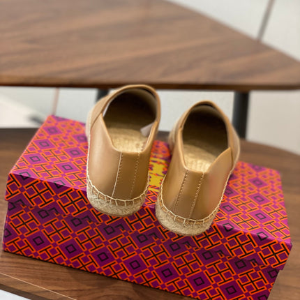 TORY BURCH ESPADRILLES IN CAMEL BEIGE CALFSKIN