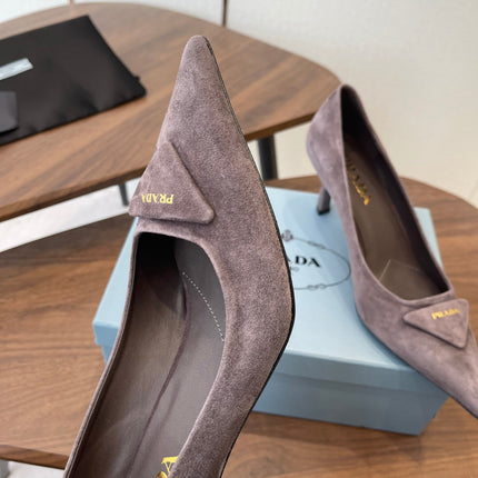 PRADA 26S POINTED TOE HIGH HEELS 75MM IN TAUPE BROWN SUEDE WITH LOGO