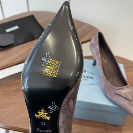 PRADA 26S POINTED TOE HIGH HEELS 75MM IN TAUPE BROWN SUEDE WITH LOGO