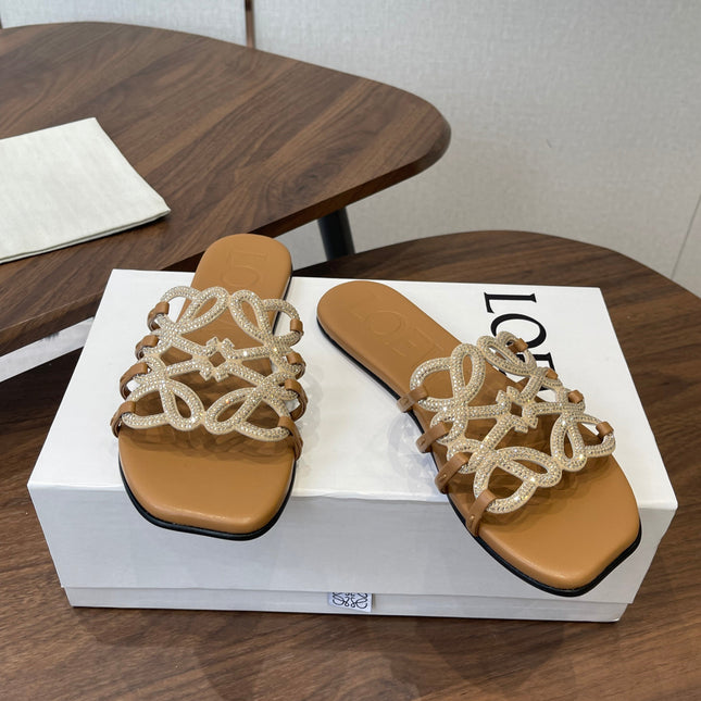 LOEWE 26S FLAT SANDALS IN CAMEL BROWN CALFSKIN WITH CRYSTALS