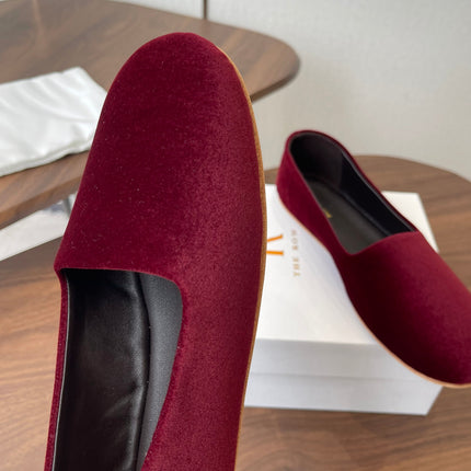 THE ROW 26S BALLET FLATS IN BURGUNDY RED VELVET