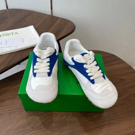 BOTTEGA VENETA 26S ORBIT FLASH SNEAKERS IN WHITE AND BLUE SUEDE