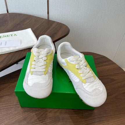 BOTTEGA VENETA 26S ORBIT FLASH SNEAKERS IN WHITE AND YELLOW SUEDE
