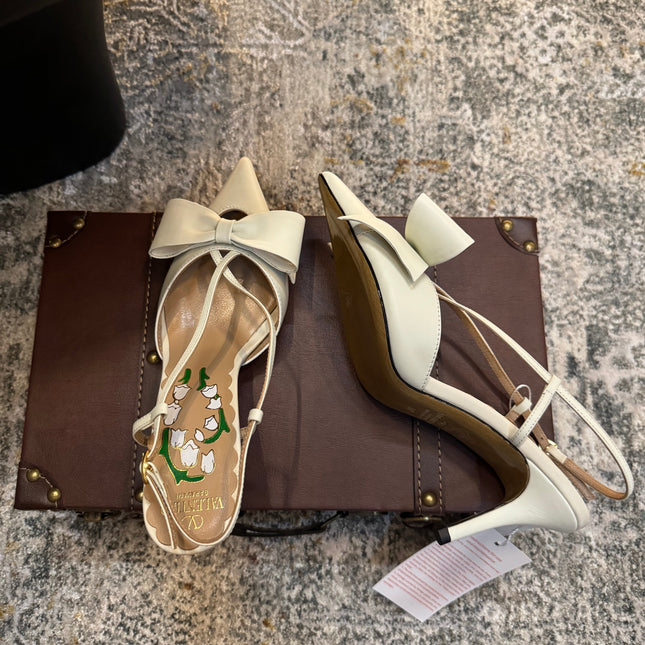 VLTN HIGH HEEL 25S 80 MM IN WHITE CALFSKIN WITH BOW