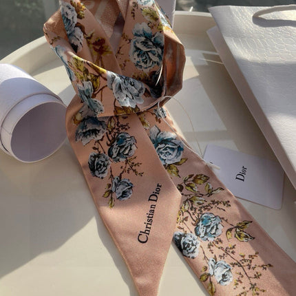 DIOR TWILLY 100 CM IN SILK 714391