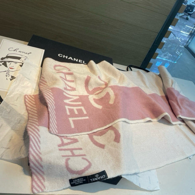 CHANEL 25S SCARF 180 IN CASHMERE 932416