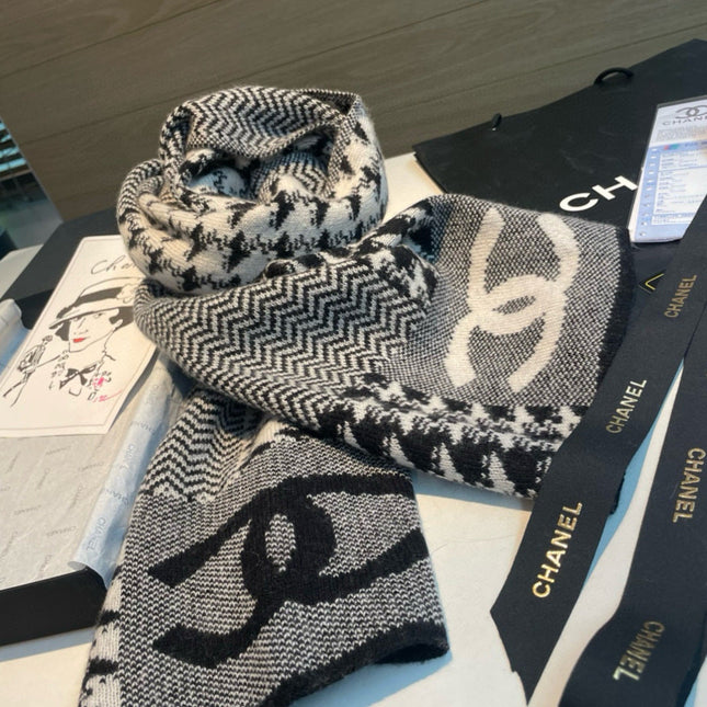 CHANEL 25S SCARF 190 CM IN CASHMERE 942958