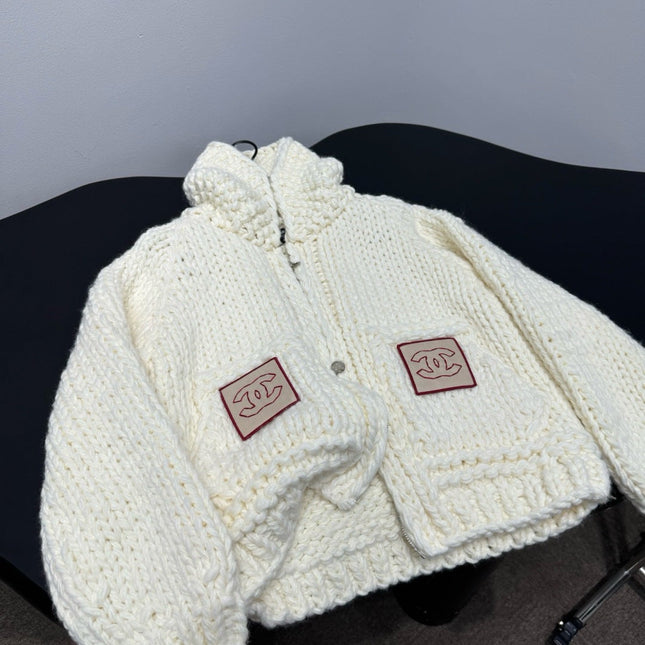 CHANEL 26S CARDIGAN 904