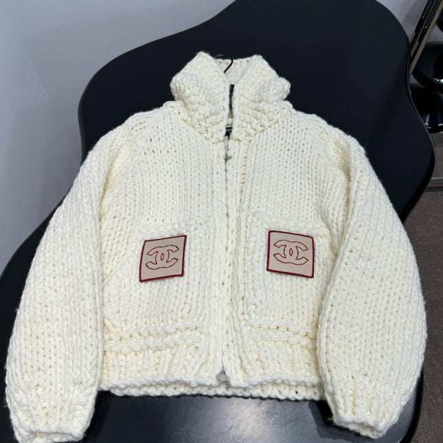 CHANEL 26S CARDIGAN 904