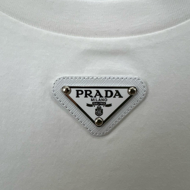 PRADA 26S SHORT SLEEVED T-SHIRT 717