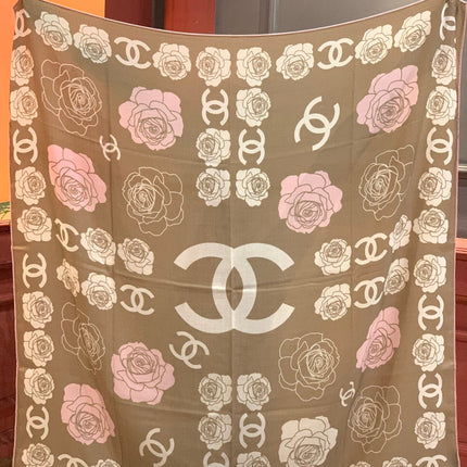 CHANEL 25S SCARF 140 CM IN CASHMERE AND SILK 943337