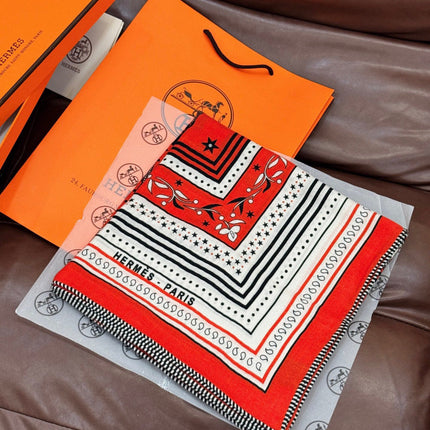 HERMES 25S SCARF 140 IN SILK CASHMERE 991680