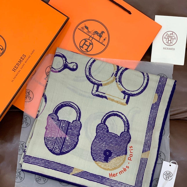 HERMES 25S SCARF 137 IN SILK CASHMERE 991688