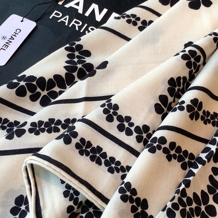 CHANEL 26S SCARF 135 IN CASHMERE AND SILK 309370