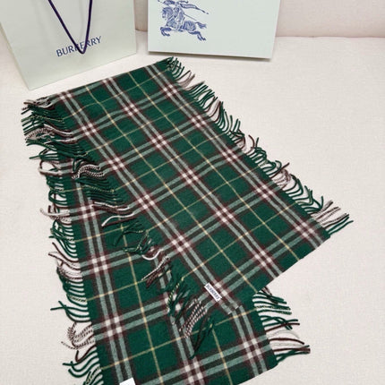 BURBERRY 26S SCARF 155CM IN CASHMERE 309949