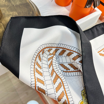 HERMES 26S PRINTED SQUARE SCARF 88 IN SILK 309939