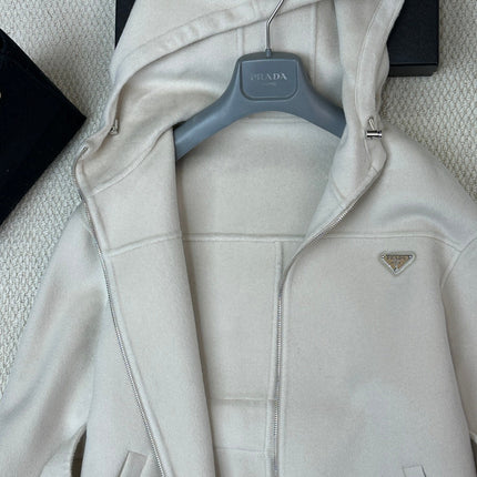 PRADA 25S COAT 472