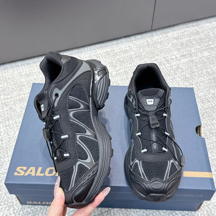 ALO 25S SALOMON XT WHISPER 40 MM IN BLACK MESH FABRIC