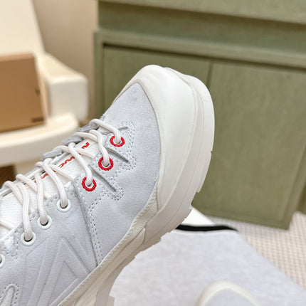 ALO 25S SALOMON X-ALP PANHUI SNEAKER IN WHITE SUEDE