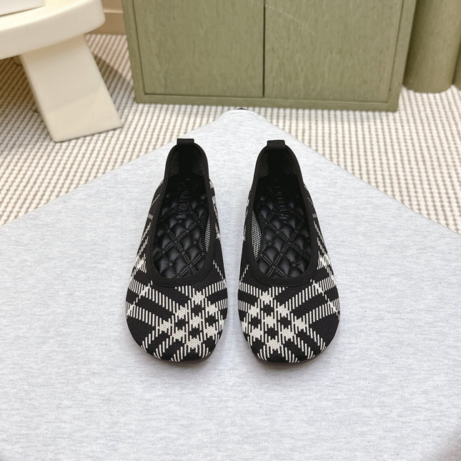 BURBERRY 26S BALLET FLATS IN BLACK AND WHITE KNIT STYLE 2
