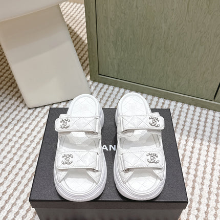 CHANEL 25S STRAP SANDALS IN WHITE PATENT CALFSKIN SILVER HARDWARE
