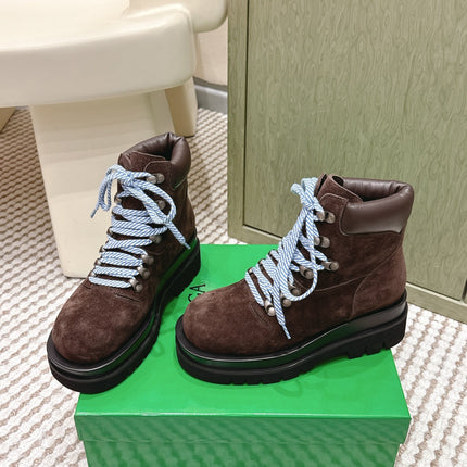 BOTTEGA VENETA 26S LUG ANKLE BOOTS IN DARK BROWN SUEDE